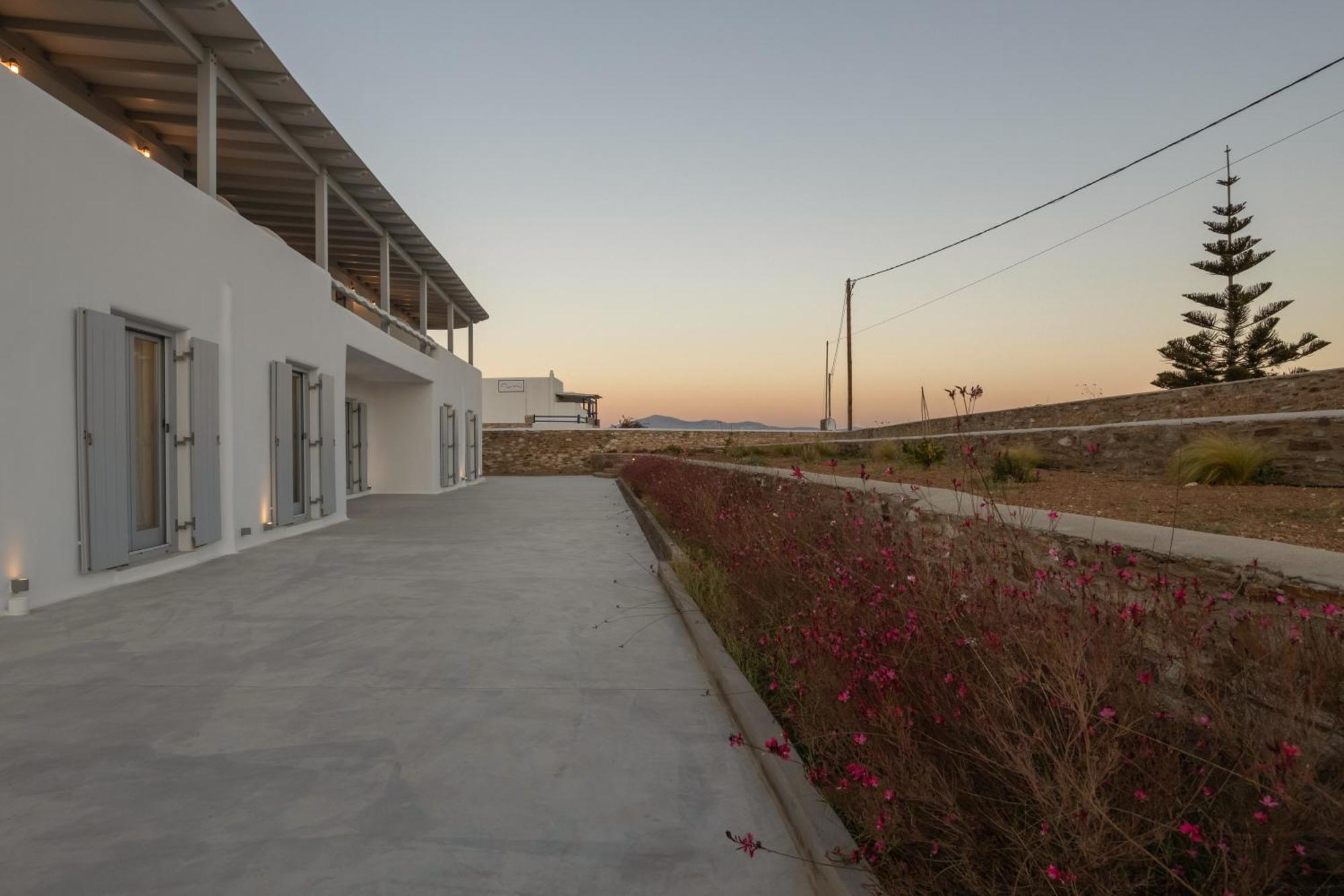 Paros Melodia Apartments Logaras Exterior photo